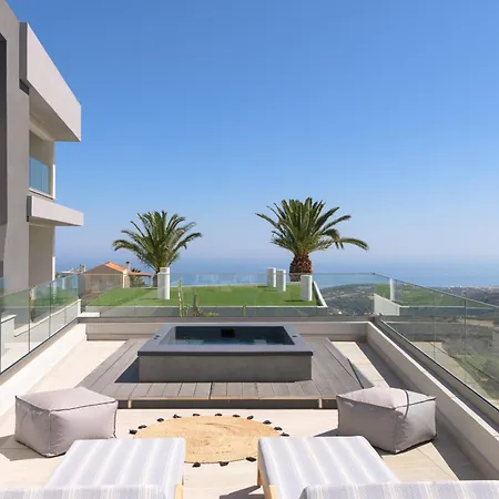 Luxury Private Villa For 12 Guests- Heated Pool, Hot Tube, Sunset View Ρέθυμνο