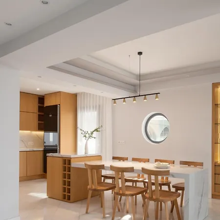 Βίλα Luxury Private Villa For 12 Guests- Heated Pool, Hot Tube, Sunset View