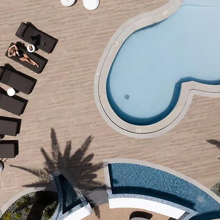 Kalliston - 4000m2 Of Elevated Living *