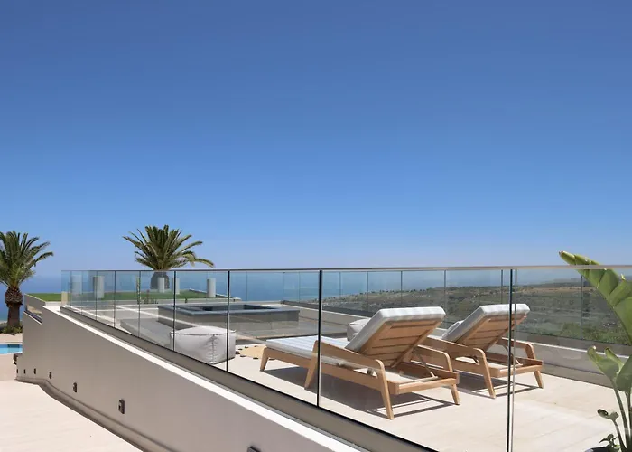 Kalliston - 4000m2 Of Elevated Living Villa *