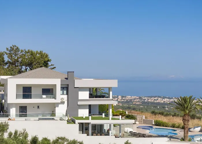 Kalliston - 4000m2 Of Elevated Living