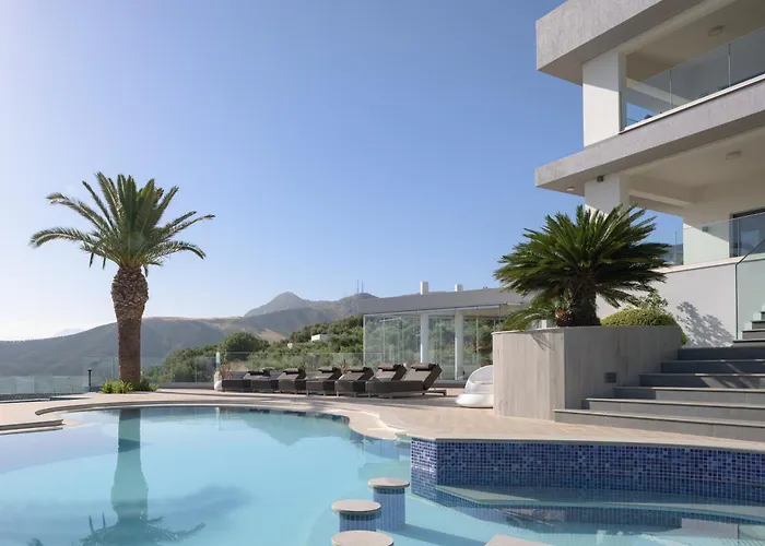 Villa Kalliston - 4000m2 Of Elevated Living