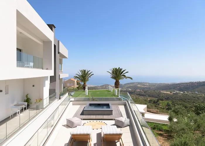 Kalliston - 4000m2 Of Elevated Living