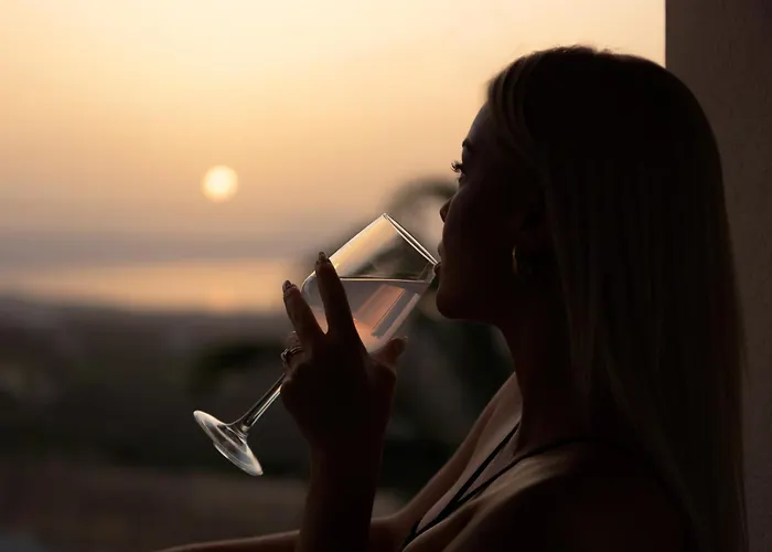 Kalliston - 4000m2 Of Elevated Living