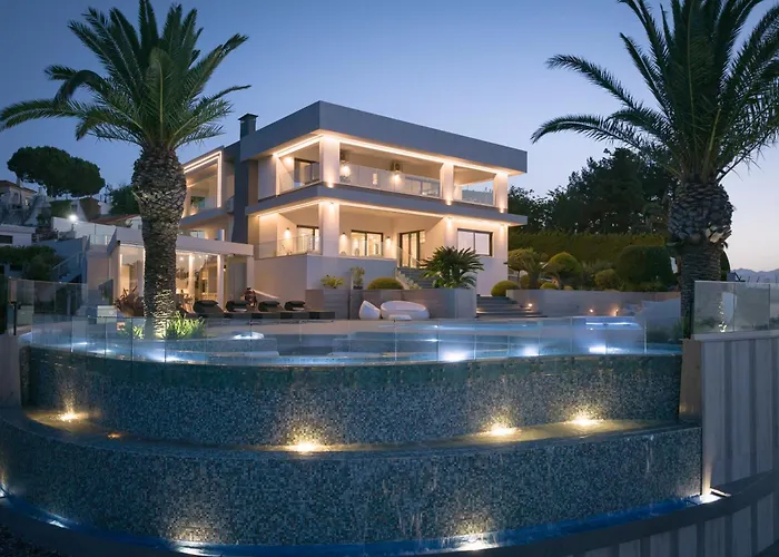 Kalliston - 4000m2 Of Elevated Living *