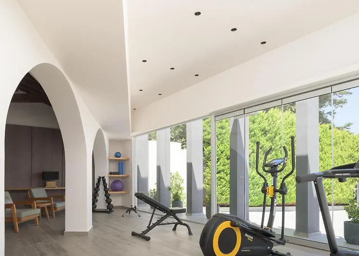 Villa Kalliston - 4000m2 Of Elevated Living *