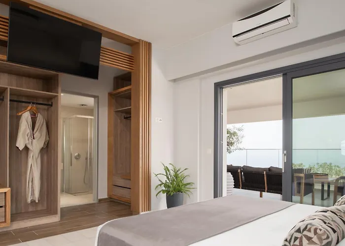 Kalliston - 4000m2 Of Elevated Living *