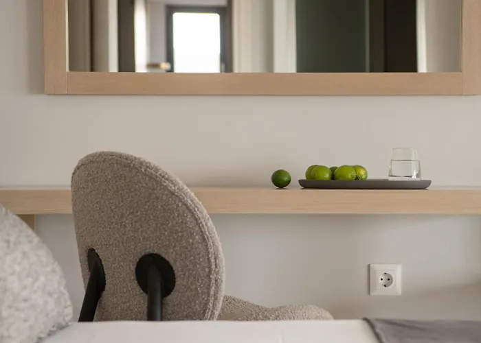 Villa Kalliston - 4000m2 Of Elevated Living