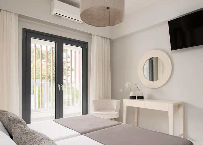 Kalliston - 4000m2 Of Elevated Living Villa