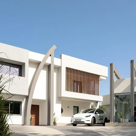 Luxury Private Villa For 12 Guests- Heated Pool, Hot Tube, Sunset View 别墅