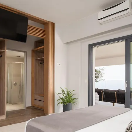 Luxury Private Villa For 12 Guests- Heated Pool, Hot Tube, Sunset View *