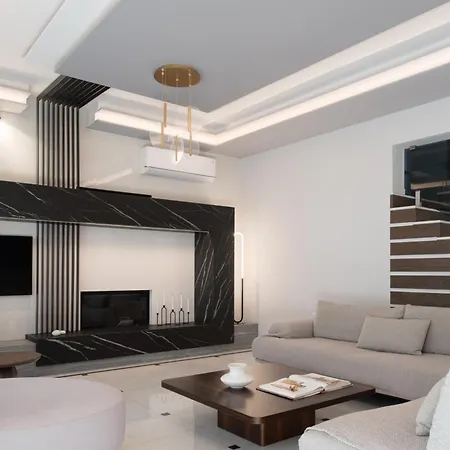 Luxury Private Villa For 12 Guests- Heated Pool, Hot Tube, Sunset View